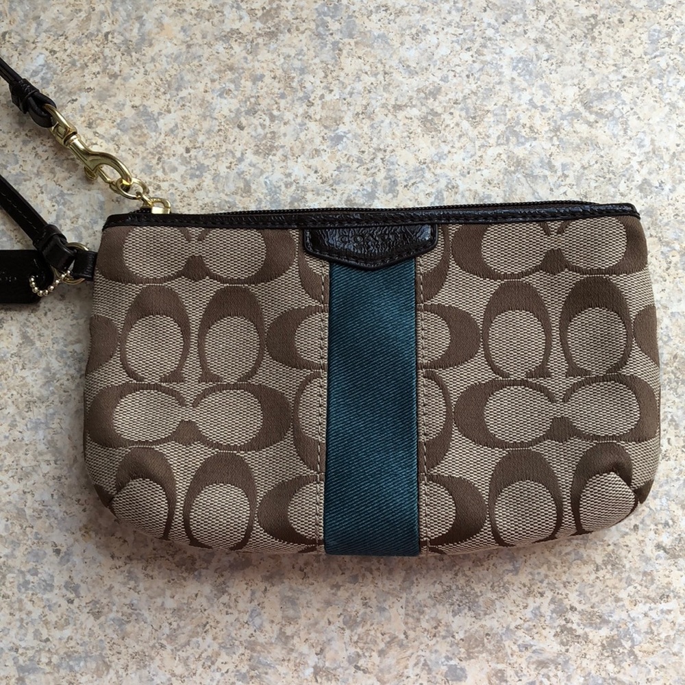 New coach wristlet